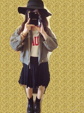 「Marc by Marc Jacobs（マークバイマークジェイコブス）のアイテム（アクセサリー）」を使った、Rさん（レディース・150cm・10代）の秋コーディネート