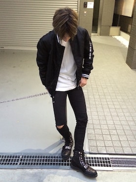 「L.H.P（エルエイチピー）のアイテム（スラックス）」を使った、NAOさん（メンズ・177cm）の秋コーディネート