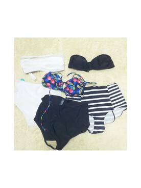 「FOREVER 21（フォーエバー トゥエンティーワン）の水着
（水着、ホワイト系）」を使った、yuzu さん（レディース・163cm）の夏コーディネート