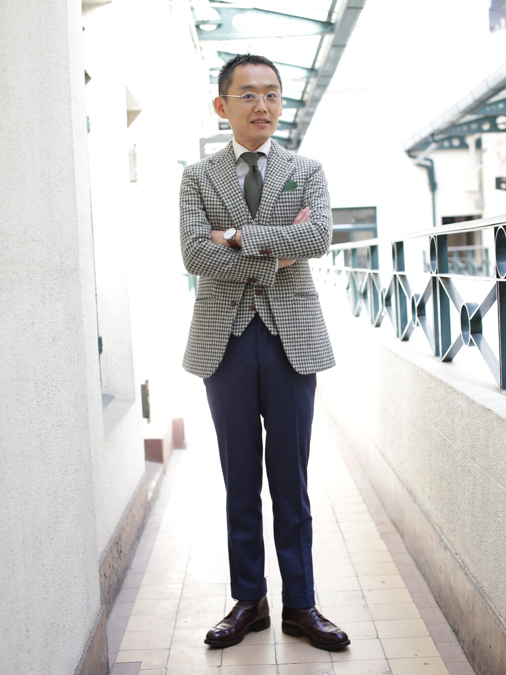 日本唯一の経営者専門仕立て屋「イルサルト」末廣徳司さんの「イルサルト　オーダージャケット」を使ったコーディネート