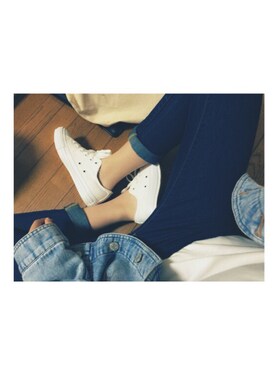 「CONVERSE（コンバース）のアイテム（スニーカー、ホワイト系）」を使った、🚺            8  7さん（レディース・163cm）の春コーディネート
