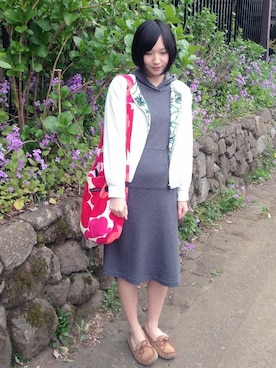 「ペタンコ靴」｜「アイテム（ブルゾン）」を使った、鈴川絢子さん（レディース・167cm）の春コーディネート