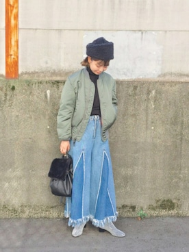 「アイテム（ブーツ、シルバー系）」を使った、linaさん（レディース・165cm）の冬コーディネート