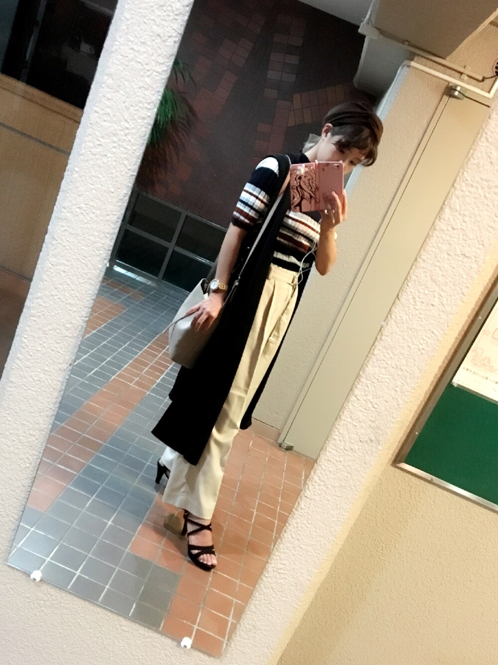 「秋コーデ、大人コーデ、セーター、ワイドパンツ、ジレ、ヘアバンド、SENSEOFPLACE、MichaelKors、ete、オリエンタルトラフィック」｜「SENSE OF PLACE by URBAN RESEARCHのアイテム（トップス、その他）」を使った、ponmakoさん（レディース・160cm）の夏コーディネートの1枚目の写真