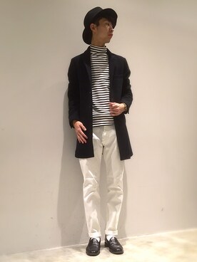 「ブラック×ホワイト」｜「アイテム（チェスターコート）」を使った、SAKURAGIさん（メンズ・179cm）の秋コーディネート