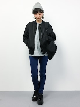 「FREE'S MART（フリーズマート）のアイテム（MA-1）」を使った、ambiさん（レディース・160cm）の秋コーディネート