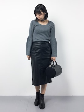 「STRAWBERRY-FIELDS（ストロベリーフィールズ）のアイテム（ニット/セーター）」を使った、ambiさん（レディース・160cm）の秋コーディネート