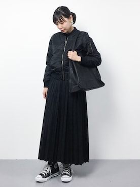 「archives（アルシーヴ）のアイテム（MA-1）」を使った、ambiさん（レディース・160cm）の秋コーディネート