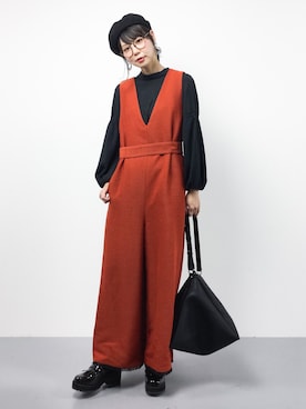 「冬コーデ」｜「アイテム（つなぎ/オールインワン、オレンジ系）」を使った、ambiさん（レディース・160cm）の秋コーディネート