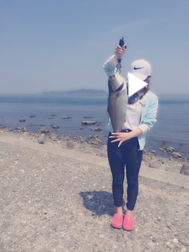 「NET（ネット）のアイテム（スタジャン）」を使った、Maxxxaさん（レディース・155cm）の春コーディネート
