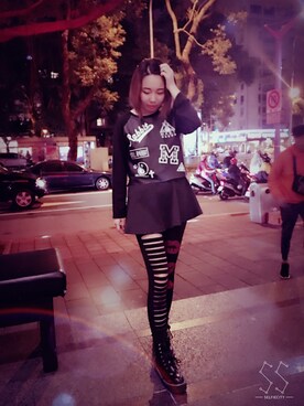 「BIG TOPのアイテム」を使った、Tsubasa Wengさん（レディース・159cm）の秋コーディネート