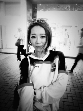 「adidas（アディダス）のアイテム（スウェット、その他）」を使った、米米さんの秋コーディネート