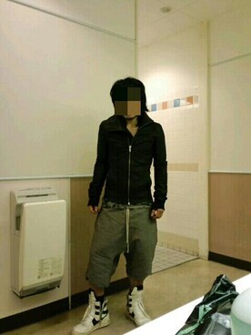 「アイテム（ライダースジャケット）」を使った、リックルックさん（メンズ・169cm・20代）の秋コーディネート