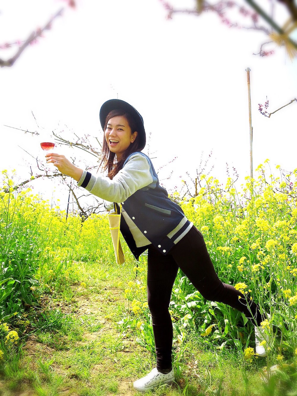 Rie Tachikawa｜Maison Kitsuneのスタジャンを使ったコーディネート - WEAR