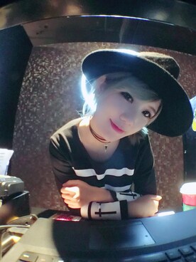 「HOT HEART （ホットハート）のアイテム」を使った、Elsaさん（レディース・155cm）の冬コーディネート