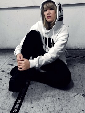 「HOT HEART （ホットハート）のアイテム」を使った、Elsaさん（レディース・155cm）の冬コーディネート