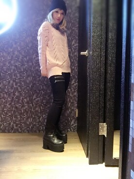 「HOT HEART （ホットハート）のアイテム」を使った、Elsaさん（レディース・155cm）の冬コーディネート