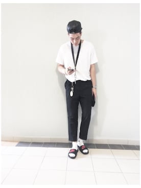 「アイテム（ビーチサンダル）」を使った、jiroleeさん（メンズ・175cm）の秋コーディネート