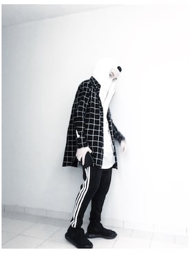 「UEG（ユーイージー）のアイテム（トップス）」を使った、jiroleeさん（メンズ・175cm）の冬コーディネート