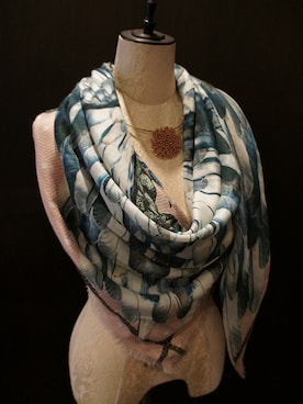 「アイテム（ストール/ショール）」を使った、AILAさん（レディース・163cm）の夏コーディネート