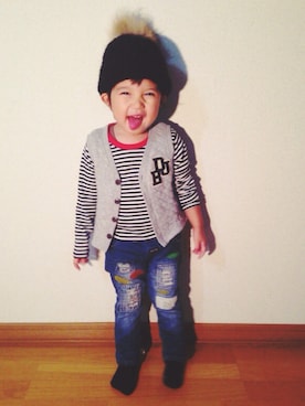 「ママのお古のアイテム（ニットキャップ/ビーニー、ブラック系）」を使った、YUUUUUTさん（キッズ・130cm）の秋コーディネート