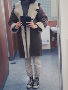 「アイテム（ムートンコート）」を使った、aymさん（レディース・169cm）の冬コーディネート