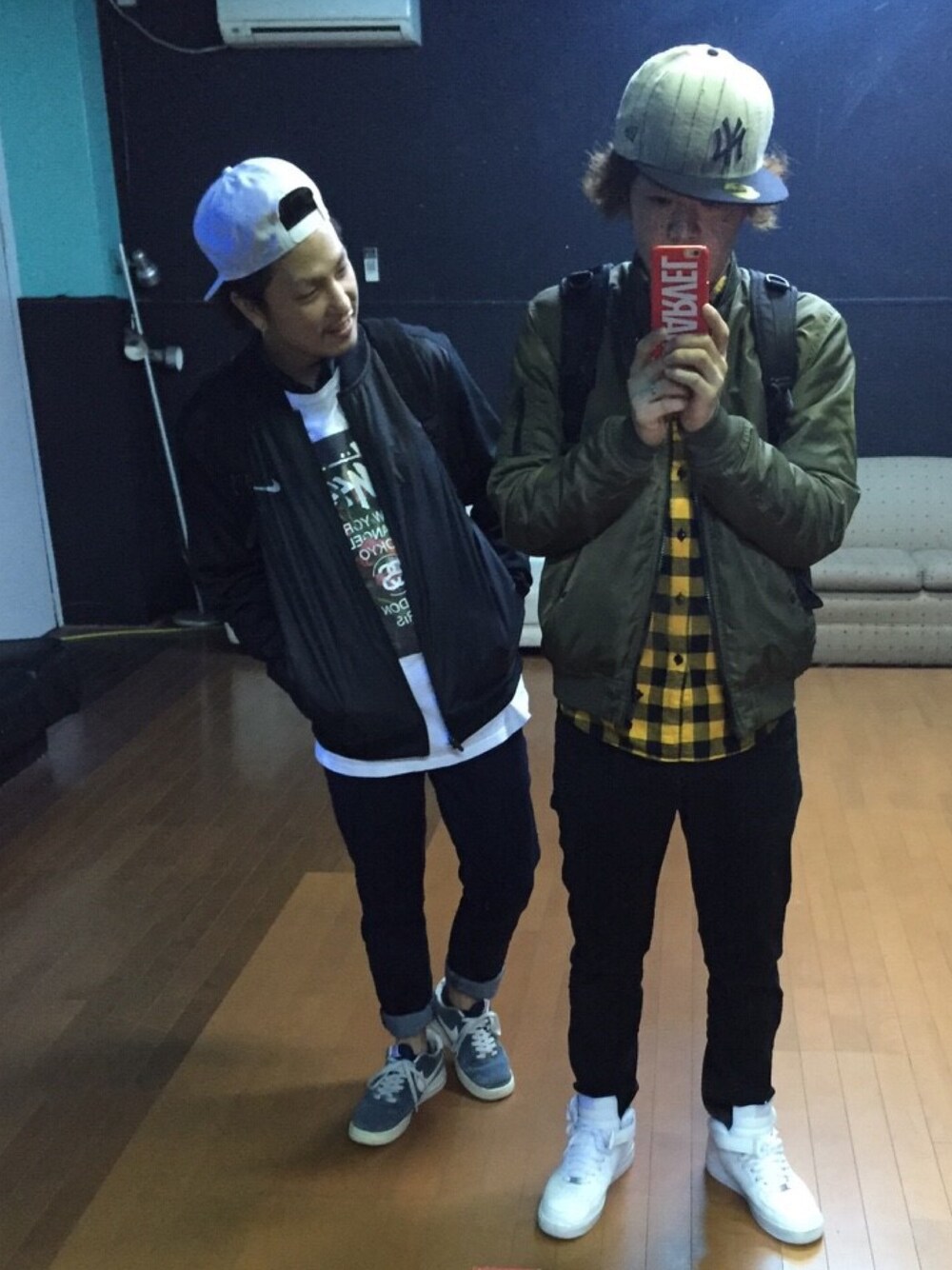 「カジュアル、Tシャツ、デニム、AIR FORCE 1、ナイキ、ストリート、スニーカー、ナイキスニーカー、NIKE、Dickies」｜「Dickiesのアイテム（キャップ、ホワイト系）」を使った、yukihilowさん（メンズ・173cm）の春コーディネートの1枚目の写真