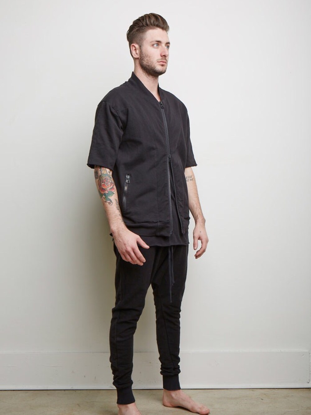 「Daniel Patrickのアイテム（その他アウター、ブラック系）」を使った、DANIELPATRICKさん（メンズ・178cm）の冬コーディネートの1枚目の写真