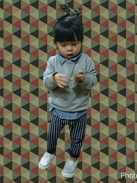 「abcd（ナシ）のアイテム（シューズ、シルバー系）」を使った、ＲＩＣＯＯＯＯＯＯさん（キッズ・80cm）の秋コーディネート
