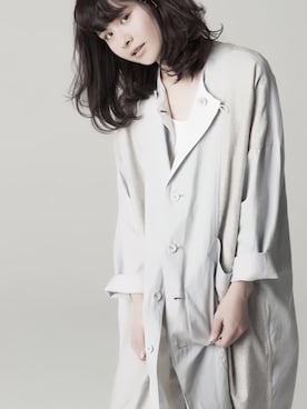 「sneeuw（スニュウ）のアイテム（その他アウター）」を使った、美里さん（レディース・157cm）の春コーディネート