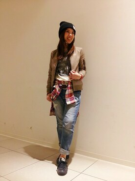 「TYPE BLUE（タイプブルー）のアイテム（パンツ）」を使った、kinukaさん（レディース・157cm）の秋コーディネート