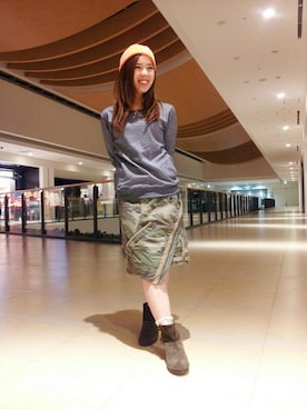 「ひざ丈スカート」｜「アイテム（ニットキャップ/ビーニー）」を使った、kinukaさん（レディース・157cm）の秋コーディネート