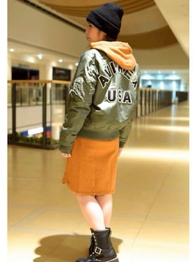 「ルームウェア」｜「アイテム（MA-1）」を使った、kinukaさん（レディース・157cm）の冬コーディネート