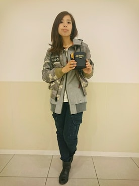 「TYPE BLUE（タイプブルー）のアイテム（パンツ）」を使った、kinukaさん（レディース・157cm）の秋コーディネート