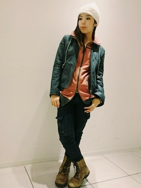 「TYPE BLUE（タイプブルー）のアイテム（パンツ）」を使った、kinukaさん（レディース・157cm）の冬コーディネート