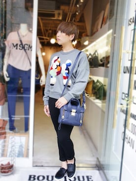 「MSGM（エムエスジーエム）のアイテム（パンツ）」を使った、OTOHAさん（レディース・156cm）の夏コーディネート