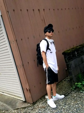 「ブラック×ホワイト」｜「アイテム（スラックス）」を使った、yuking♂§<゜)))彡さん（メンズ・169cm）の夏コーディネート