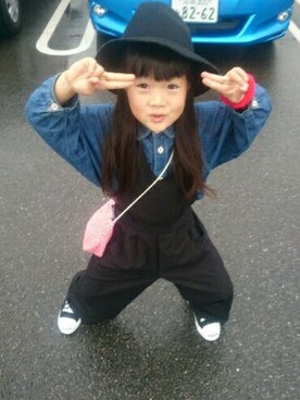 「GLOBAL WORK（グローバルワーク）のアイテム（オールインワン・サロペット）」を使った、kotakaekippeiさん（キッズ・110cm）の秋コーディネート