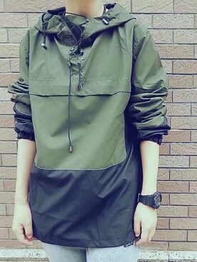 开始®艾小斯さんのコーディネート