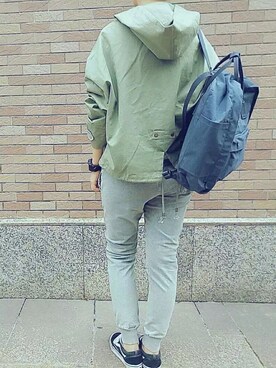 开始®艾小斯さんのコーディネート