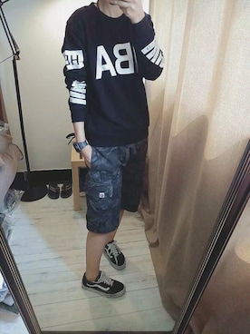 开始®艾小斯さんのコーディネート