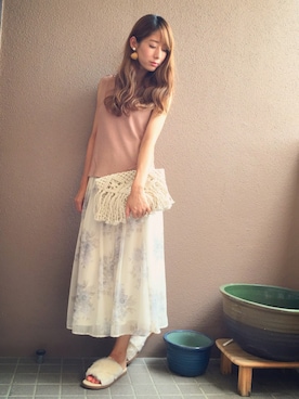 「MERCURYDUO（マーキュリーデュオ）のアイテム（クラッチバッグ）」を使った、デリさん（レディース・168cm）の秋コーディネート