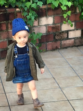 「サイドゴアブーツ」｜「アイテム（サロペット/オーバーオール）」を使った、hinappさん（キッズ・80cm）の秋コーディネート