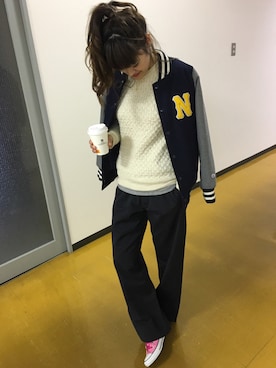 「Champion（チャンピオン）のアイテム（スタジャン）」を使った、D♡nut🍩さん（レディース・157cm）の秋コーディネート