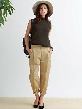 「アイテム（バングル/リストバンド、ブラック系）」を使った、本社 プレスさん（レディース・168cm）の夏コーディネート