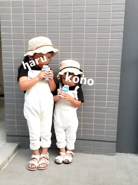 「ハットコーデ」｜「アイテム（サロペット/オーバーオール）」を使った、harukono❃さん（キッズ・100cm）の夏コーディネート