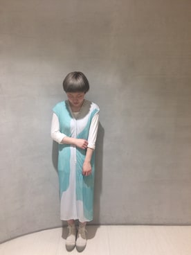 「ISSEY MIYAKE（イッセイミヤケ）のアイテム（スニーカー）」を使った、絲子さん（レディース・152cm）の春コーディネート