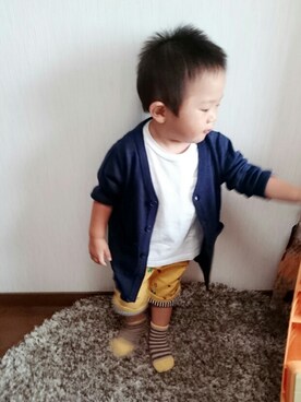 「#秋服」｜「アイテム（パンツ）」を使った、海凪さん（キッズ・80cm）の秋コーディネート