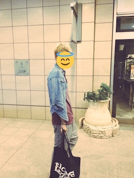 「PULL&BEAR（プルアンドベア）のアイテム（デニムジャケット）」を使った、Keita Kumaiさん（メンズ・188cm）の秋コーディネート
