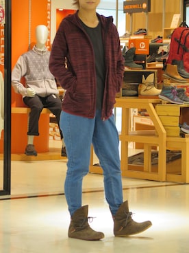 「MERRELL（メレル）のアイテム」を使った、PECHORAさん（レディース・161cm）の秋コーディネート